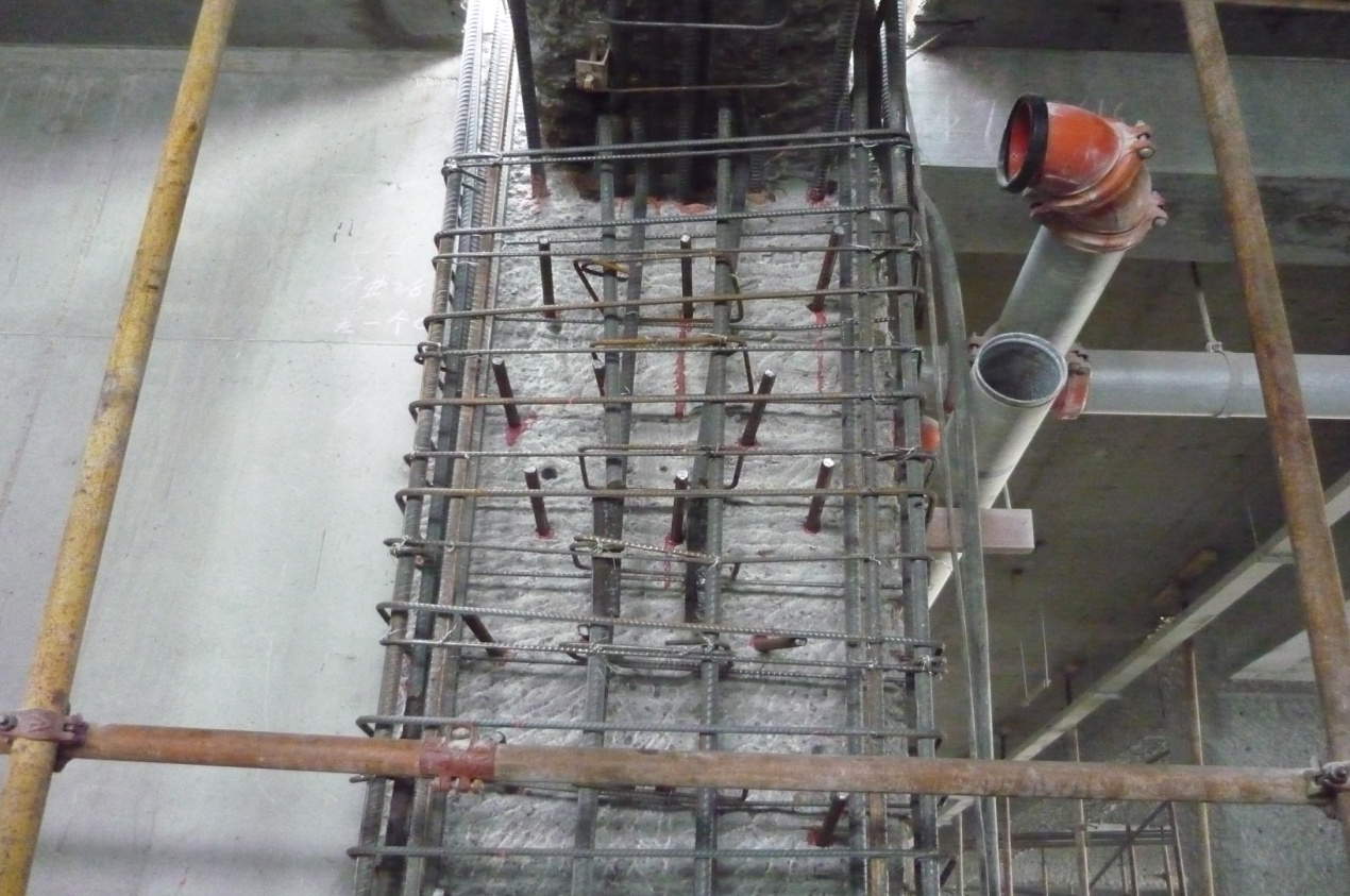 （2009年）山東大學綜合科研樓頂部加固工程